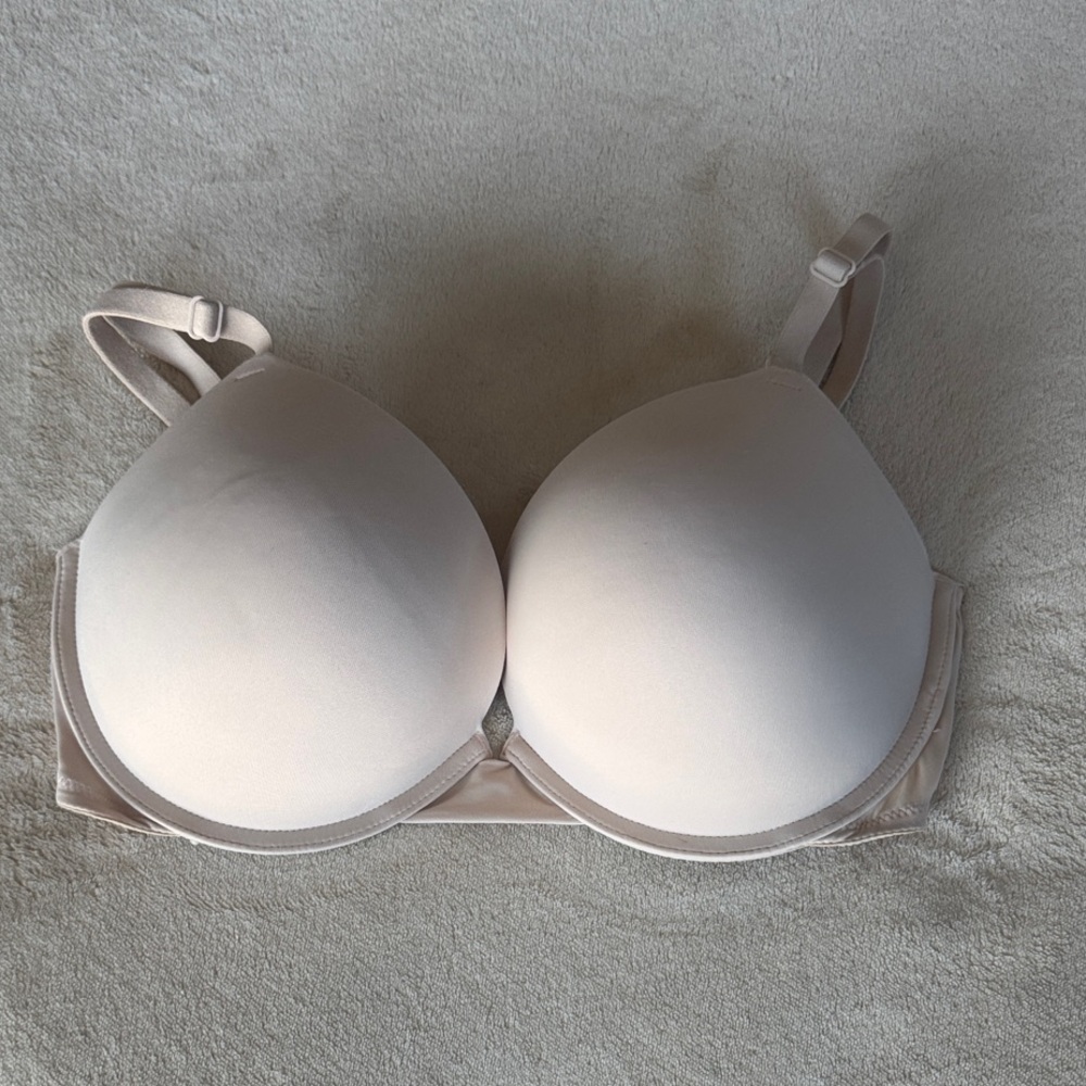 Victoria's Secret Smooth Nude Push-Up T-Shirt Bra